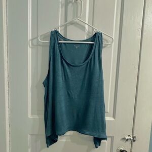 Like New! Garnet Hill Classic Organic Linen Tank in Midnight (Turquoise): Large